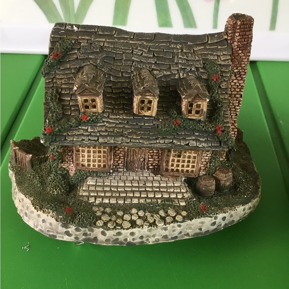 2 GNOMES HOMES Vintage ceramic. 2 Bundled together - Picture 2 of 14